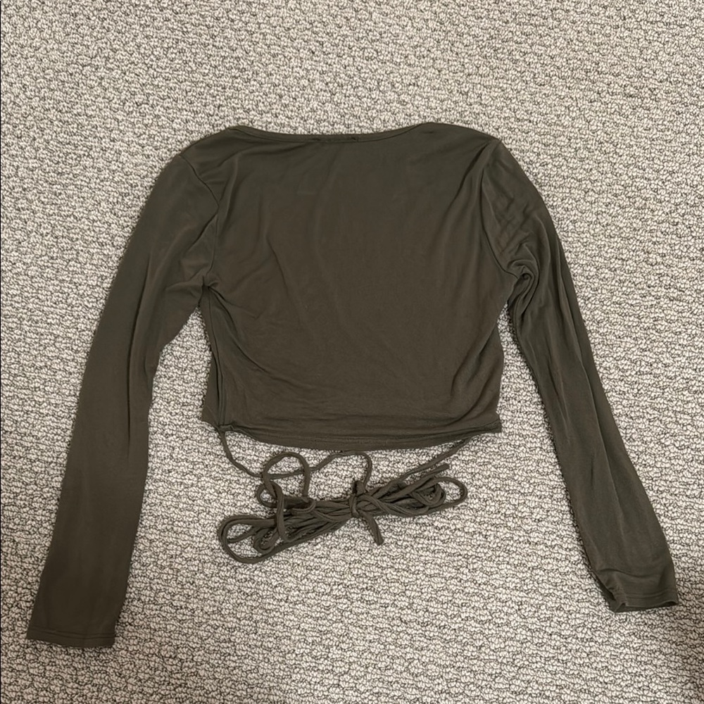 Olive Green Long Sleeve Crop Top - Picture 3 of 3